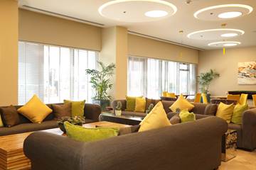 Sadot Hotel