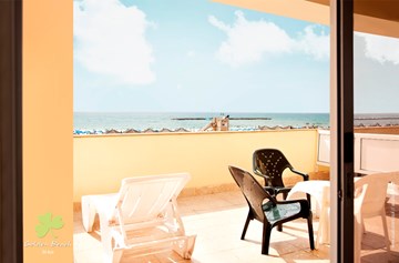 Golden Beach Hotel