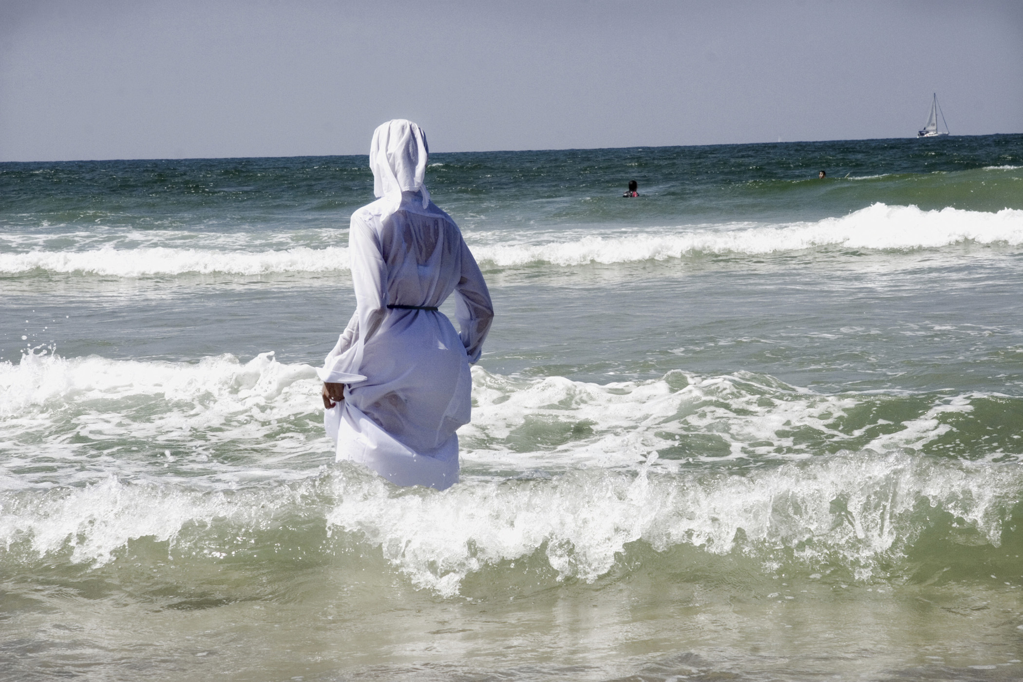 South Beach, Mediterranean Sea   Photo: Avi Ganor