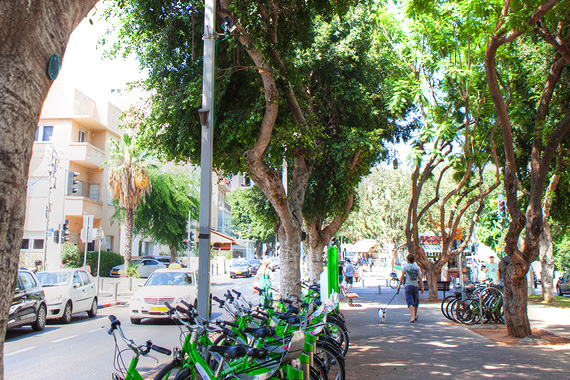 Le Cœur de la ville et le Boulevard Rothschild  Photo: Dana Friedlander 