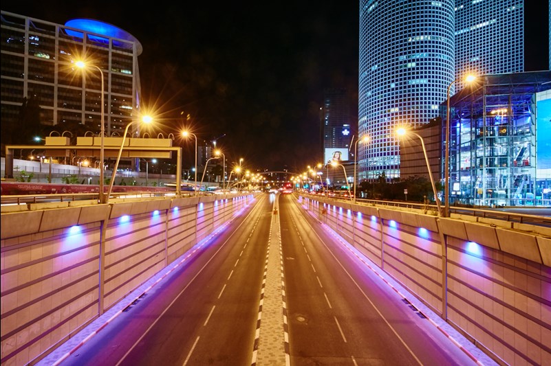 Tel aviv Azrieli center and transpor